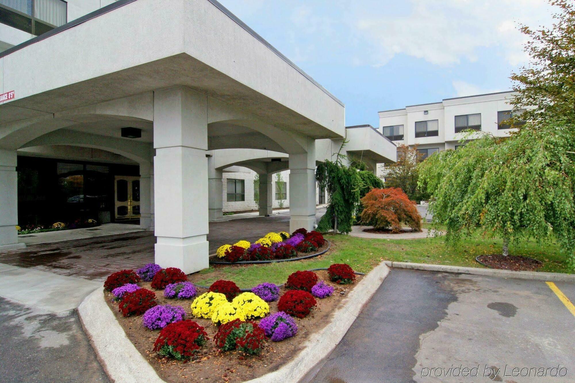 American Inn & Suites Waterford Zewnętrze zdjęcie